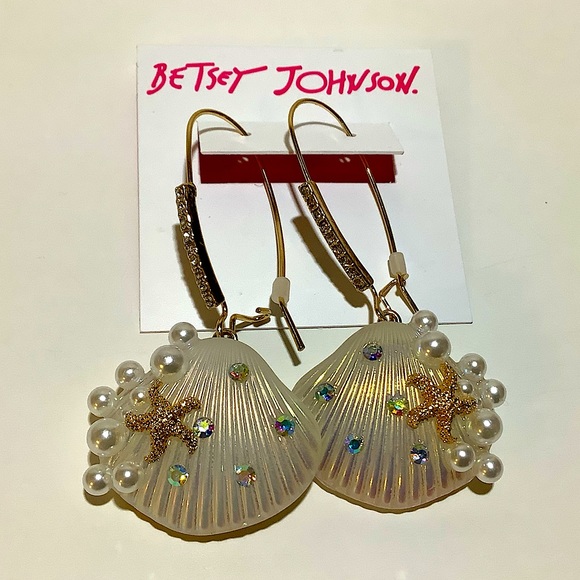 Betsey Johnson Jewelry - Betsey Johnson Seashell Starfish Earrings New